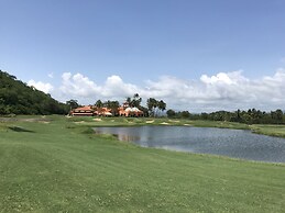 Grand Isla Navidad Golf & Spa Resort with Marina