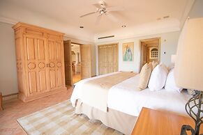 Grand Isla Navidad Golf & Spa Resort with Marina