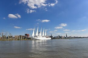 Hotel Docklands