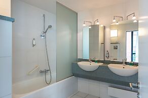 Hotel Docklands
