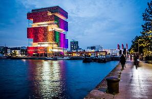 Hotel Docklands