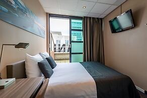Hotel Docklands