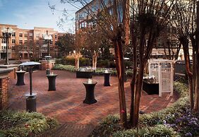 Hilton Alexandria Old Town