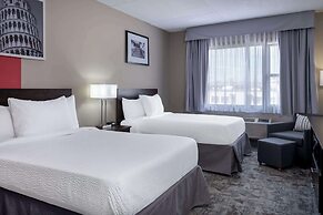 Ramada by Wyndham Thunder Bay Airlane Hotel