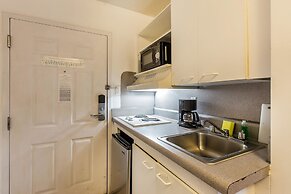 Suburban Studios Abercorn