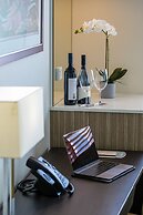 Point Hotel