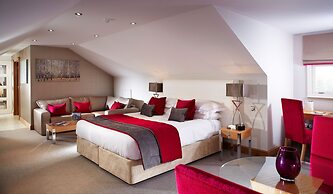 Alexander House And Utopia Spa