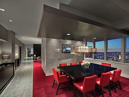 Loews Philadelphia Hotel