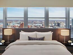 Loews Philadelphia Hotel