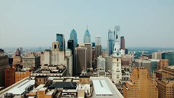 Loews Philadelphia Hotel
