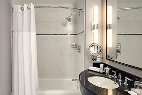 Loews Philadelphia Hotel