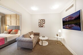 YEHS Hotel Sydney Harbour Suites
