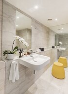 Quay West Suites Melbourne