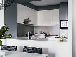 Quay West Suites Melbourne