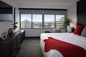 Ramada Plaza by Wyndham Regina Downtown