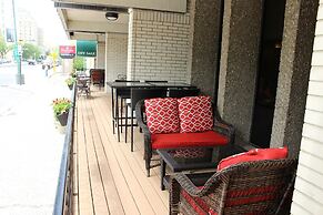 Ramada Plaza by Wyndham Regina Downtown