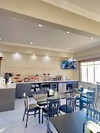 Ramada by Wyndham Quesnel