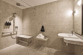 Rydges Melbourne
