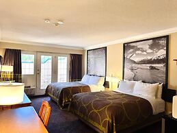 Super 8 by Wyndham Castlegar BC