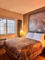 Super 8 by Wyndham Castlegar BC