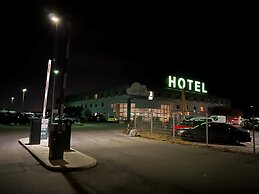 Life Hotel