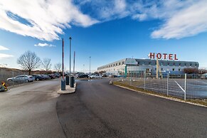 Life Hotel