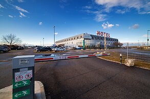 Life Hotel
