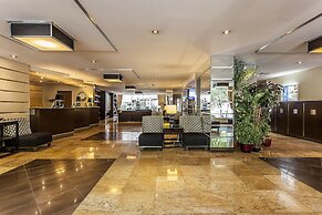 Le Nouvel Hotel
