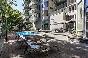 Le Nouvel Hotel