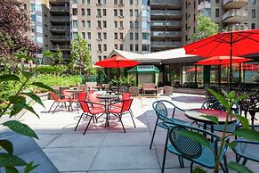 Le Nouvel Hotel