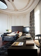 Savoy Hotel