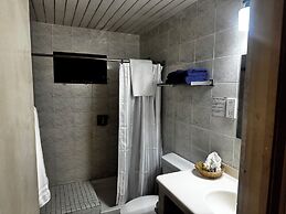 Allamanda Beach Hotel