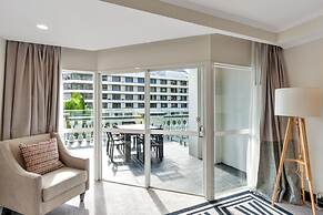 Pullman Cairns International