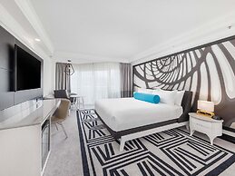 Pullman Cairns International