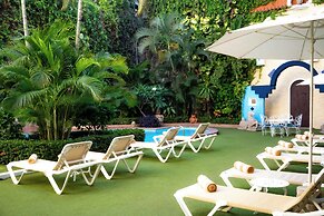 Los Arcos Suites