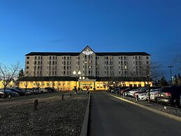 Divya Sutra Plaza and Conference Centre Calgary Airport