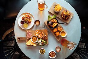 The Lygon Arms
