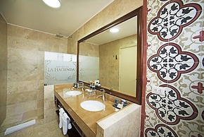 La Hacienda Hotel Miraflores