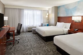 Courtyard by Marriott Downtown Ottawa