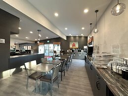 Econo Lodge Lethbridge