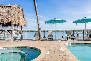 Hutchinson Island Hotel