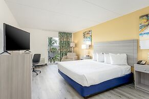 Hutchinson Island Hotel