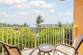 Hutchinson Island Hotel