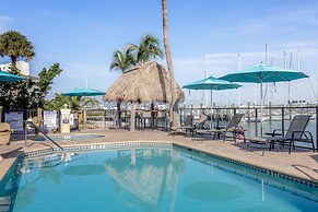 Hutchinson Island Hotel