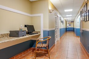 Hutchinson Island Hotel