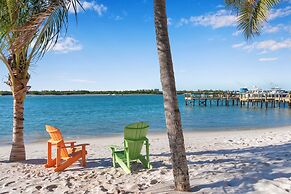 Hutchinson Island Hotel