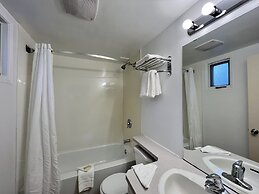 Knights Inn Lethbridge