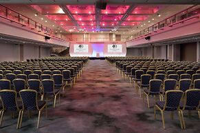 DoubleTree by Hilton Brighton Metropole