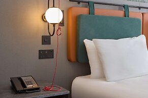 DoubleTree by Hilton Brighton Metropole