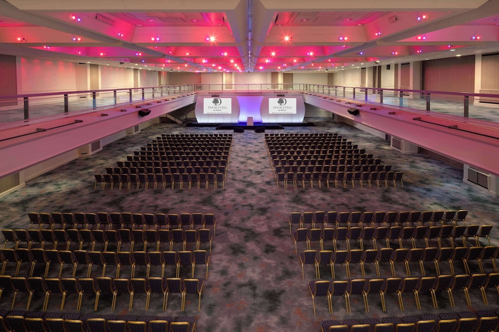 DoubleTree by Hilton Brighton Metropole